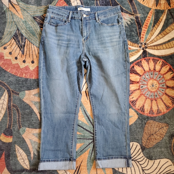 Signature by Levi Strauss Mid Blue Cropped Jeans - Picture 1 of 9